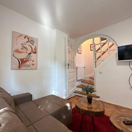 Boho Apartment Nis Bagian luar foto