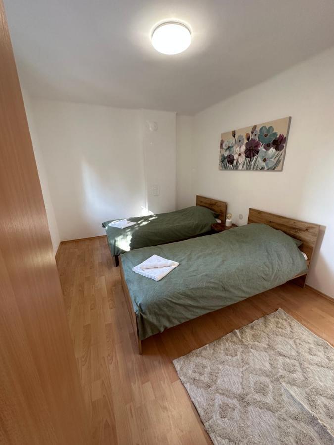 Boho Apartment Nis Bagian luar foto