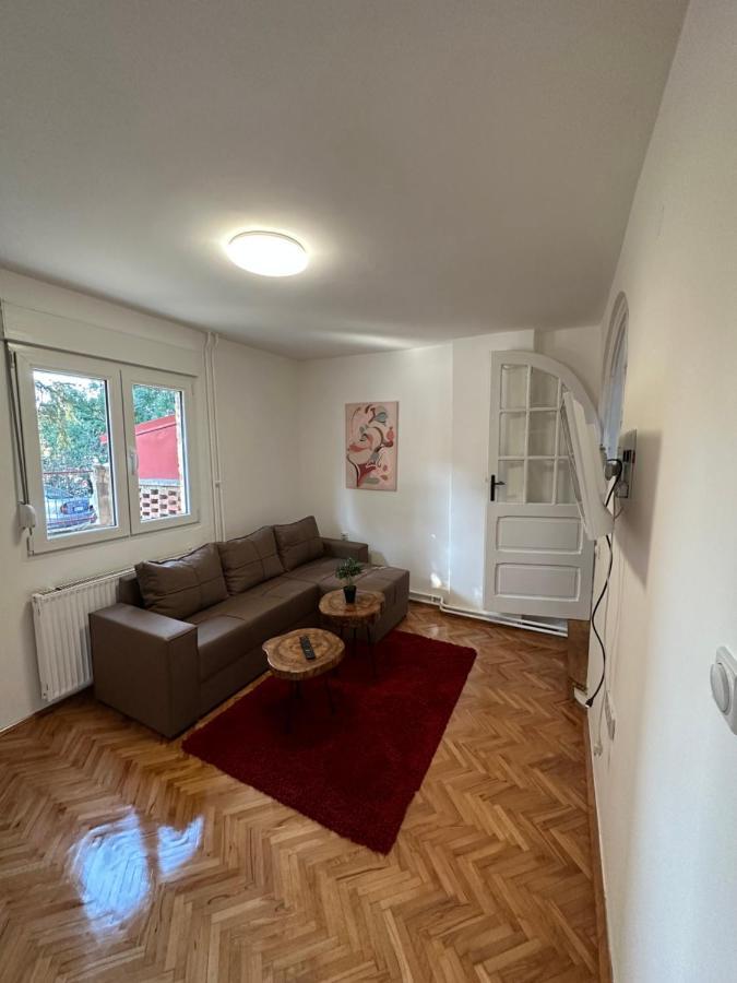 Boho Apartment Nis Bagian luar foto