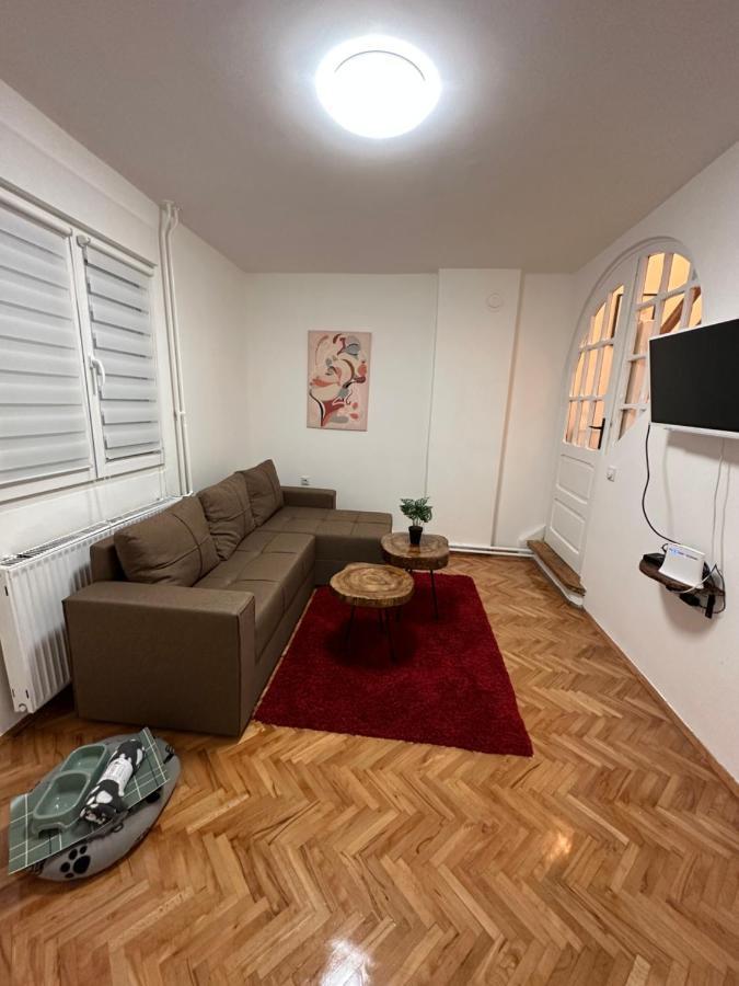 Boho Apartment Nis Bagian luar foto